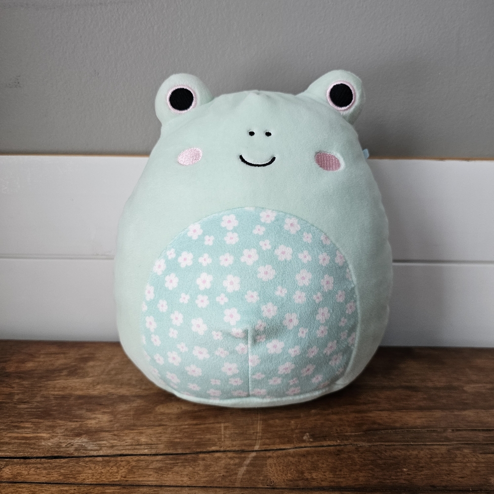 8" Fritz The Frog Easter Squishmellow